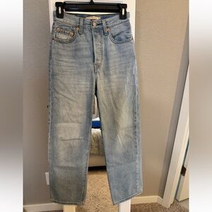 Levi’s Ribcage Straight Ankle